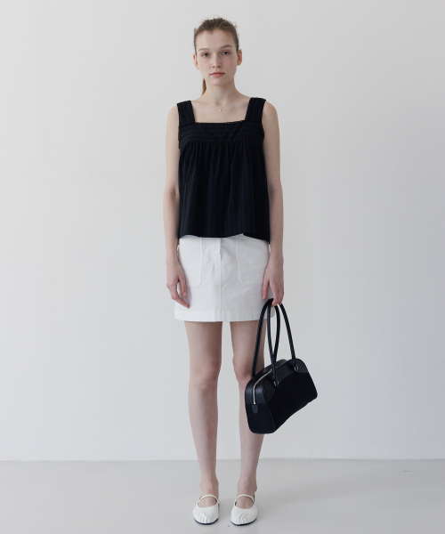 TTUDEMENT(トュードメント)の「SLEEVELESS COTTON BLOUSE BLACK(シャツ/ブラウス・レディース・その他・FREE)」の2枚目の写真