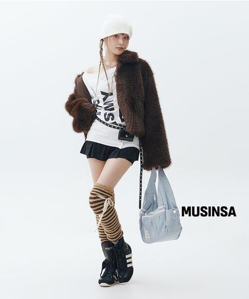 YOUHEE(ユヒ)の「LONG HAIR FUR JACKET BROWN(ムートンコート・レディース・その他・FREE)」の10枚目の写真