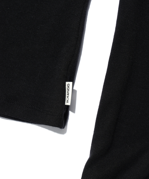 YOUHEE（ユヒ）の「CUTOUT OFFSHOULDER LONG SLEEVE BLACK（Tシャツ/カットソー・レディース・その他・FREE）」の5枚目の写真