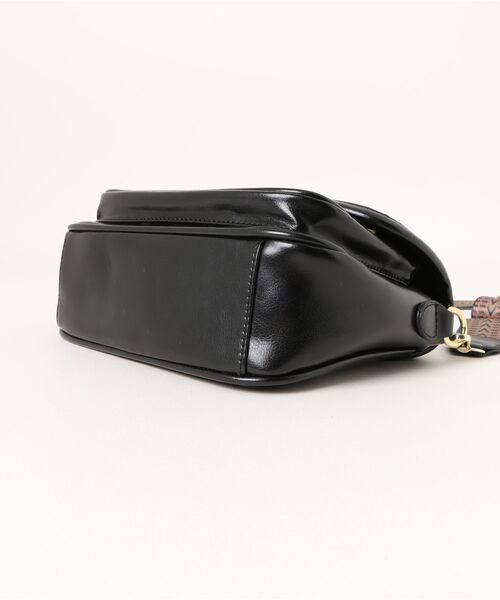 florist（フローリスト）の「2WAY レザータッチフラップショルダーバッグ（500mlペットボトル収納可）（ショルダーバッグ・レディース・ブラウン/ブラック・FREE）」の8枚目の写真