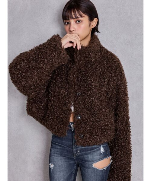 GYDA(ジェイダ)の「プードルフェイクファーコート(ブルゾン・レディース・アイボリー/ブラウン・FREE)」の8枚目の写真