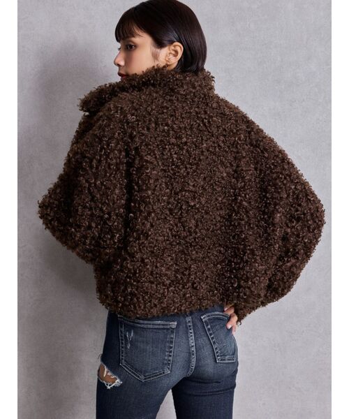 GYDA(ジェイダ)の「プードルフェイクファーコート(ブルゾン・レディース・アイボリー/ブラウン・FREE)」の9枚目の写真