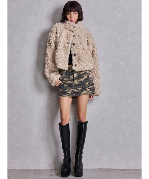 GYDA(ジェイダ)の「プードルフェイクファーコート(ブルゾン・レディース・アイボリー/ブラウン・FREE)」の16枚目の写真