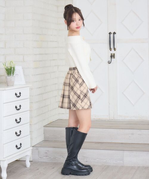 ems excite（エムズエキサイト）の「サイド切替ミニSK（スカート・レディース・ナチュラル/ライトグレー/ブラウン・FREE）」の4枚目の写真