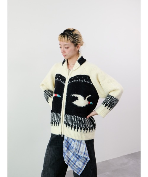 DOLLUPOOPS（ドールアップウップス）の「バード柄ニットカーディガン（カーディガン/ボレロ・レディース・ブラック/ロイヤルブルー・FREE）」の9枚目の写真