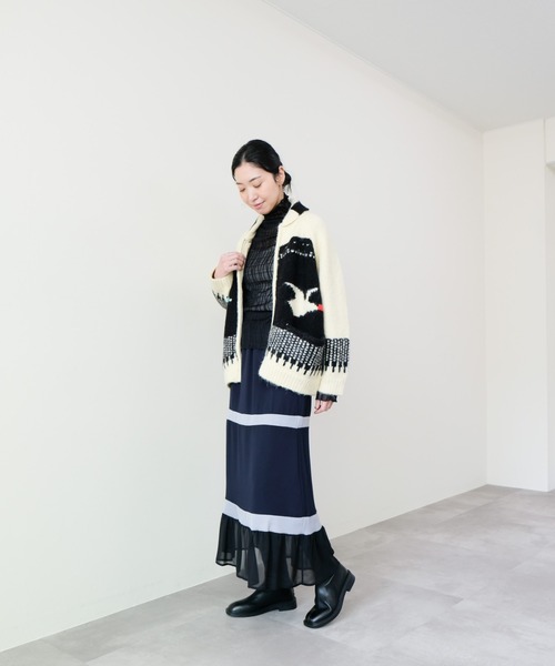 DOLLUPOOPS（ドールアップウップス）の「バード柄ニットカーディガン（カーディガン/ボレロ・レディース・ブラック/ロイヤルブルー・FREE）」の7枚目の写真