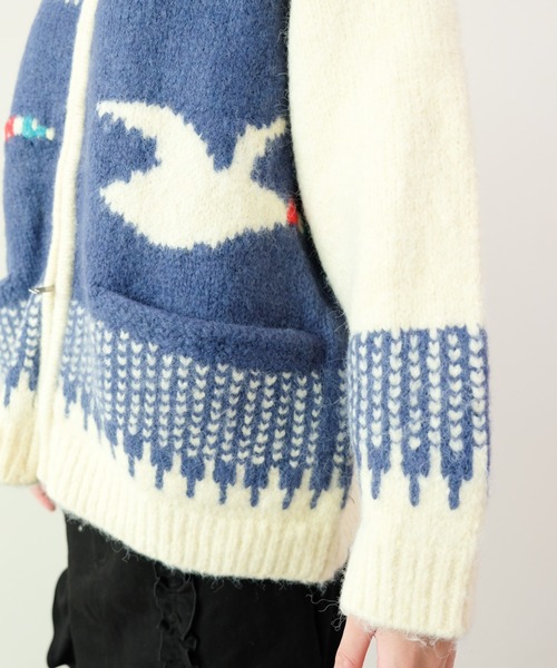 DOLLUPOOPS（ドールアップウップス）の「バード柄ニットカーディガン（カーディガン/ボレロ・レディース・ブラック/ロイヤルブルー・FREE）」の13枚目の写真