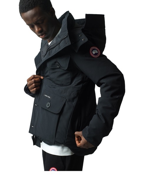 CANADA GOOSE（カナダグース）の「MJ RUSSEL PARKA（ダウンジャケット/コート・メンズ・ブラック・MEDIUM/LARGE/X-LARGE）」の6枚目の写真