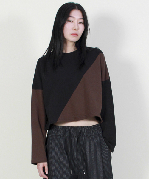 DEMARC（ドゥマーク）の「サイラインクロップ長袖Tシャツブラック&ブラウン（Tシャツ/カットソー・レディース・その他・MEDIUM/LARGE）」の4枚目の写真