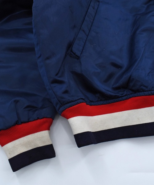 STARTER(スターター)の「【USED】90’s STARTER “MLB MINNESOTA TWINS” ナイロン アワードジャケット USA製(スタジャン・メンズ・ネイビー・LARGE)」の4枚目の写真