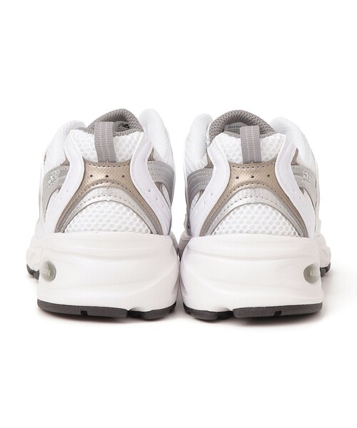 NEW BALANCE(ニューバランス)の「New Balance: MR530 スニーカー(スニーカー・レディース・ライトグレー/ホワイト・30/35/40/45/50)」の4枚目の写真