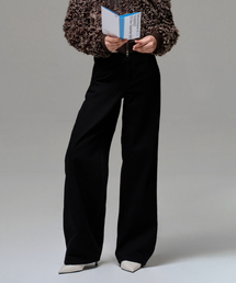 ERA（エラ）の「WOMEN ERA STRAIGHT FIT DENIM PANTS - BLACK（デニムパンツ）」