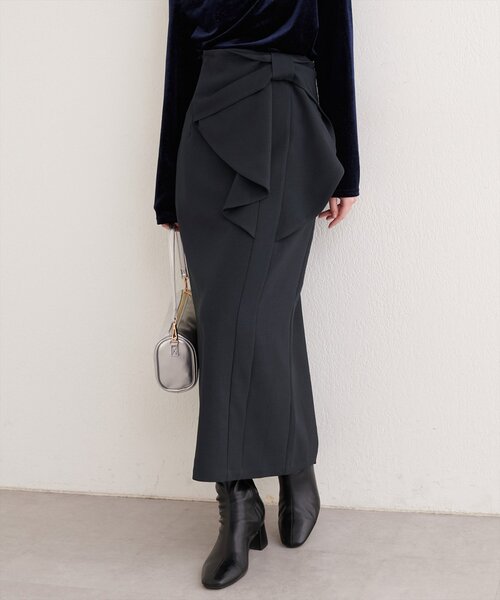 natural couture（ナチュラルクチュール）の「リボン付きナロースカート（スカート・レディース・グレー/モカ/スミクロ・FREE）」の4枚目の写真