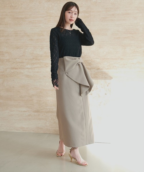 natural couture（ナチュラルクチュール）の「リボン付きナロースカート（スカート・レディース・グレー/モカ/スミクロ/オフホワイト・FREE）」の4枚目の写真