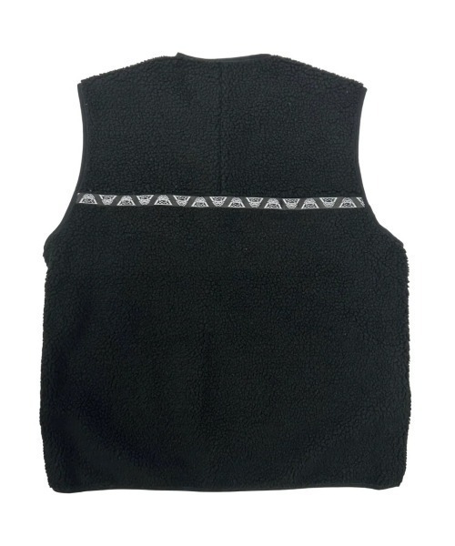POLeR(ポーラー)の「POLER JACQUARD SHERPA NO COLLAR VEST(ポーラー ジャカード シェルパ ノーカラー ベスト)(ベスト・メンズ・ブラック/ベージュ・MEDIUM/LARGE/X-LARGE)」の3枚目の写真