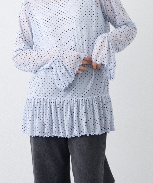 CIAOPANIC TYPY(チャオパニックティピー)の「【レイヤードにおすすめ】フロッキードットチュールフリルトップス(Tシャツ/カットソー・レディース・アイボリー/サックスブルー/ブラック・ONE SIZE)」の7枚目の写真