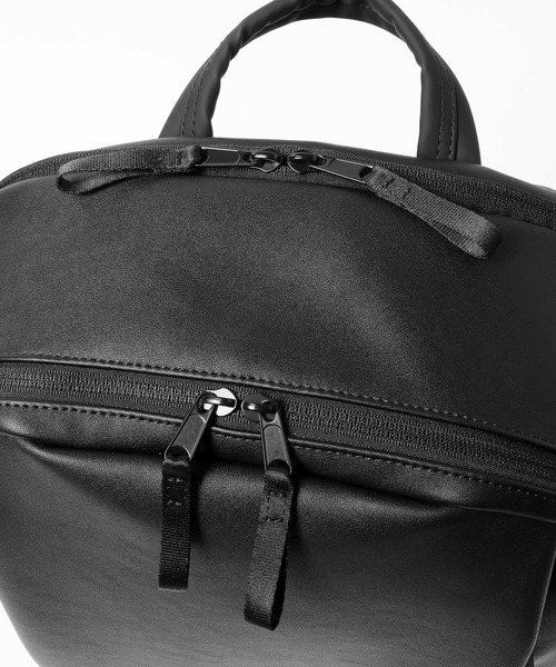 HARE(ハレ)の「【 一部カラーWEB限定】マルチポケットバックパック(HARE)(バックパック/リュック・メンズ・ブラック系その他/ブラック・FREE)」の13枚目の写真
