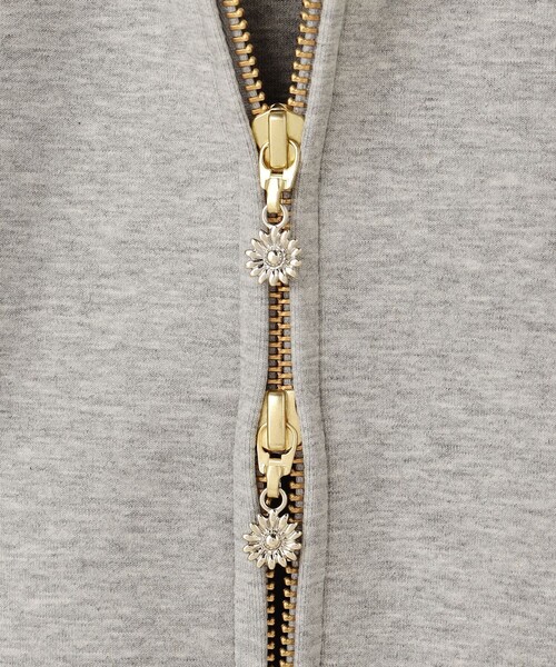 TOCCA(トッカ)の「NICE HOLIDAY HOODIE フーディー(パーカー・レディース・アイボリー系/グレー系・F)」の21枚目の写真