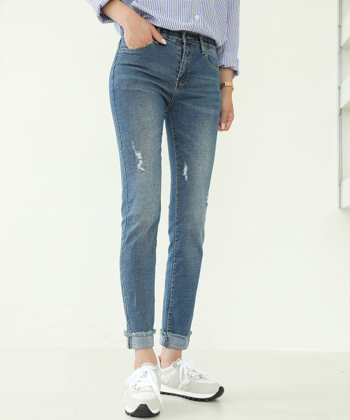 BBAEBBAE(ペッペ)の「裾ロールアップシークレットバンディングテンションの良いスキニーデニムパンツ(デニムパンツ・レディース・ブルー・S/M/L/XL)」の2枚目の写真