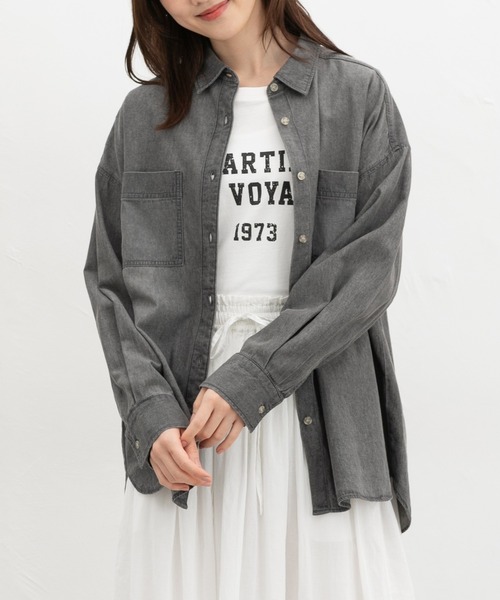 Honeys(ハニーズ)の「デニムゆるシャツ(シャツ/ブラウス・レディース・ライトインディゴブルー/ライトブルー/グレー・L/S/M/LL)」の10枚目の写真