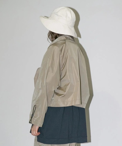 my beautiful landlet（マイビューティフルランドレット）の「【my beautiful landlet】NYLON TAFFETA WATER PROOF SHORT BLOUSON（ナイロンジャケット・メンズ・ブラック/ベージュ/ネイビー・0/1）」の7枚目の写真