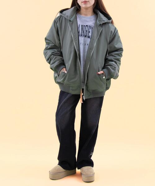 WOND(ウォンド)の「WOND/【26年春新作】2WAYフーデッドBIGブルゾン(ブルゾン・レディース・カーキ/ブラック/ピンク・FREE)」の14枚目の写真