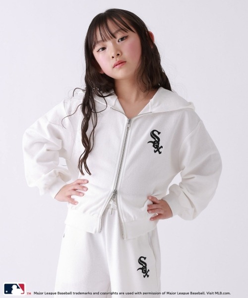 repipi armario(レピピ アルマリオ)の「【10C REPIPI】【MLB】ZIPフーディ(パーカー・キッズ・オフホワイト/グレー/ブラック・120cm/130cm/140cm)」の1枚目の写真