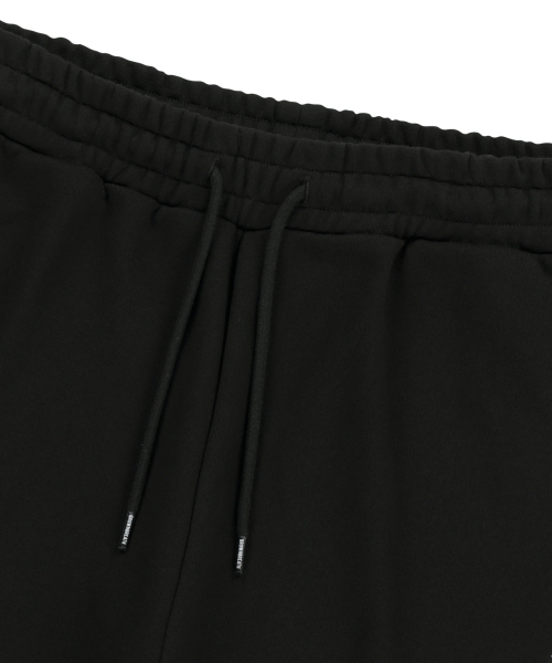 BROWNBREATH(ブラウンブレス)の「OG TAG WIDE SWEAT PANTS - BLACK(スウェットパンツ・レディース・その他・SMALL/MEDIUM/LARGE/X-LARGE)」の5枚目の写真