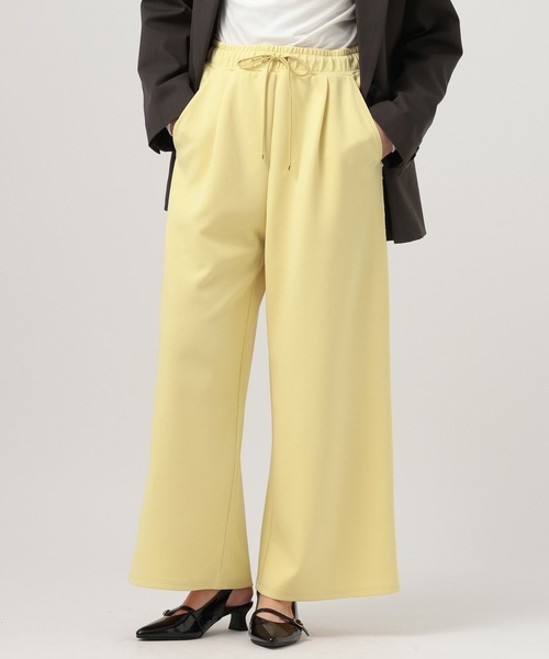 BAYFLOW（ベイフロー）の「[ストレッチ入り♪シワが目立ちにくい]ジョーゼットワイドパンツ（その他パンツ・レディース・ブラック/オフホワイト/イエロー・SMALL/MEDIUM）」の3枚目の写真