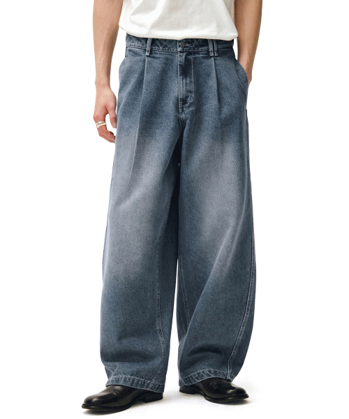 DECET(デケト)の「Belted Barrel Wide Leg Jeans DCPT072Blue(デニムパンツ・メンズ・その他・26/28/30/32/34)」の5枚目の写真