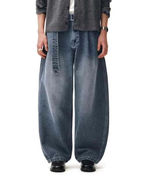 DECET(デケト)の「Belted Barrel Wide Leg Jeans DCPT072Blue(デニムパンツ・メンズ・その他・26/28/30/32/34)」の6枚目の写真