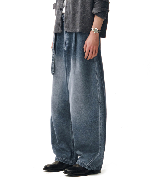 DECET(デケト)の「Belted Barrel Wide Leg Jeans DCPT072Blue(デニムパンツ・メンズ・その他・26/28/30/32/34)」の7枚目の写真