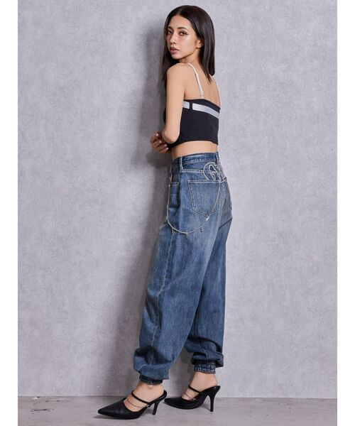 GYDA（ジェイダ）の「ハイウエストGYDA chainデザインジョガーデニムパンツ（デニムパンツ・レディース・ライトブルー/ブルー・MEDIUM/SMALL）」の18枚目の写真