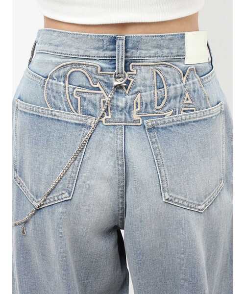 GYDA（ジェイダ）の「ハイウエストGYDA chainデザインジョガーデニムパンツ（デニムパンツ・レディース・ライトブルー/ブルー・MEDIUM/SMALL）」の5枚目の写真