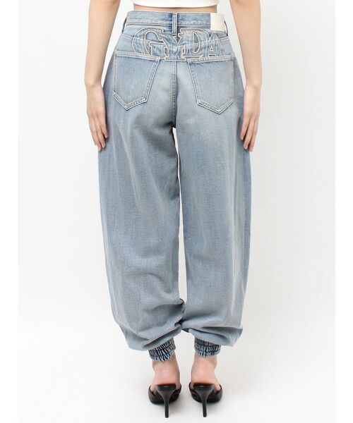 GYDA（ジェイダ）の「ハイウエストGYDA chainデザインジョガーデニムパンツ（デニムパンツ・レディース・ライトブルー/ブルー・MEDIUM/SMALL）」の11枚目の写真
