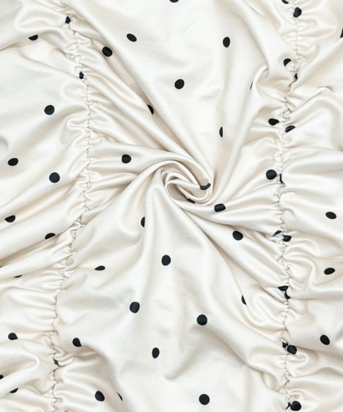 ALLuRing ChaRm(アリュリングチャーム)の「Gathered Dot Frill Mermaid Mini Dress / ギャザードットフリルマーメイドミニワンピース(ワンピース・レディース・ホワイト・FREE)」の9枚目の写真
