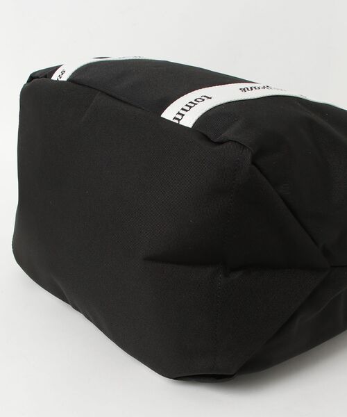 tommy jeans（トミー ジーンズ）の「【オンライン限定】エッセンシャル デイリートートバッグ（AW18461）（トートバッグ・レディース・ベージュ/ブラック・FREE）」の4枚目の写真