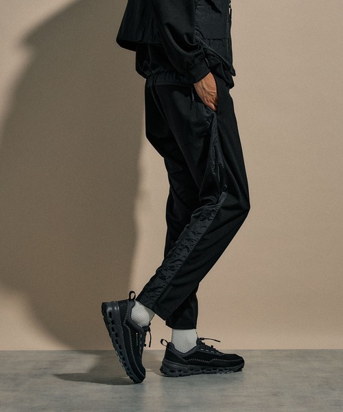 NoREMID ブラックパンツ 刺繍入り メンズM セール】[NUMERALS]MOLDED JERSEY PANEL PANT（その他パンツ