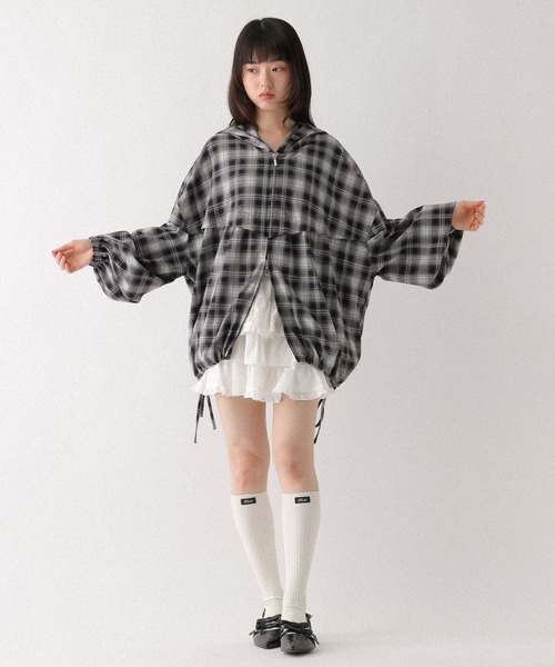 Heather(ヘザー)の「コットンレースフリルミニスカート 666420(スカート・レディース・アイボリー/ブラック・FREE)」の3枚目の写真