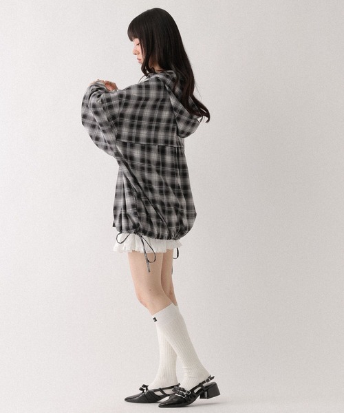 Heather(ヘザー)の「コットンレースフリルミニスカート 666420(スカート・レディース・アイボリー/ブラック・FREE)」の5枚目の写真