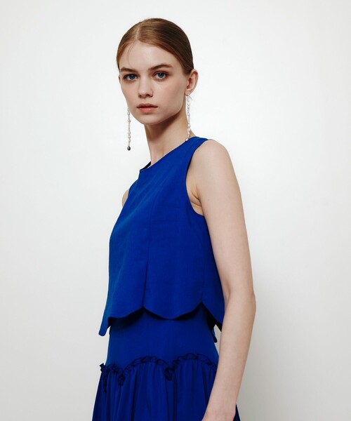 LOULOU WILLOUGHBY(ルルウィルビー)の「【LOULOU WILLOUGHBY】コットンリネンスカラップヘムブラウス(シャツ/ブラウス・レディース・ブルー/ブラック・2)」の7枚目の写真