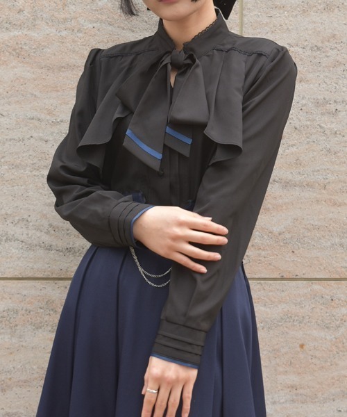 axes femme(アクシーズファム)の「リボン×フラシデザインBL(シャツ/ブラウス・レディース・ホワイト/ブラック/グレー・FREE)」の9枚目の写真