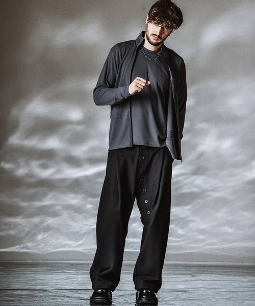 NO ID.(ノーアイディ)の「【NO ID.】Asymmetry ZIP Cardigan / アシンメトリージップカーディガン(カーディガン/ボレロ・メンズ・グレー/ホワイト/ブラック・ONE SIZE)」の19枚目の写真