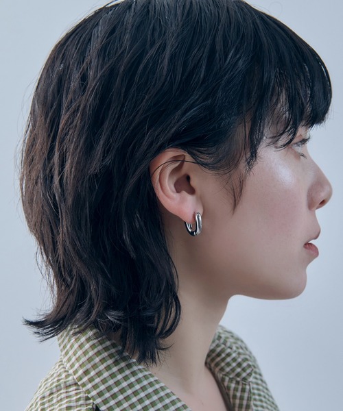 GOLDY(ゴールディ)の「【金属アレルギー軽減】プランプ フープ ワンタッチ ステンレス ピアス(ピアス(両耳用)・レディース・シルバー/ゴールド・FREE)」の4枚目の写真