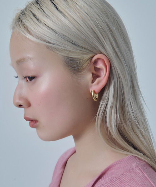 GOLDY(ゴールディ)の「【金属アレルギー軽減】プランプ フープ ワンタッチ ステンレス ピアス(ピアス(両耳用)・レディース・シルバー/ゴールド・FREE)」の5枚目の写真