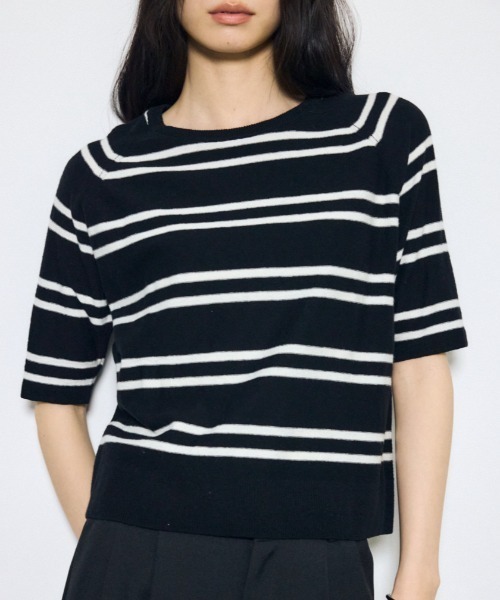 AZUL by moussy(アズールバイマウジー)の「カシミヤミックスハーフスリーブニット(ニット/セーター・レディース・ブラック/ブラック系その他/ライトイエロー/オフホワイト・SMALL/MEDIUM)」の1枚目の写真