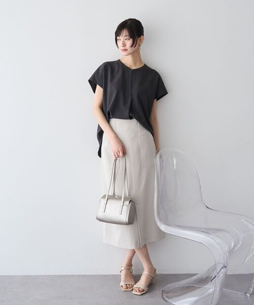 YECCA VECCA(イェッカヴェッカ)の「ドライタッチナロースカート【セットアップ対応】(スカート・レディース・ブラック/ブラウン/ライトベージュ・S/M)」の16枚目の写真