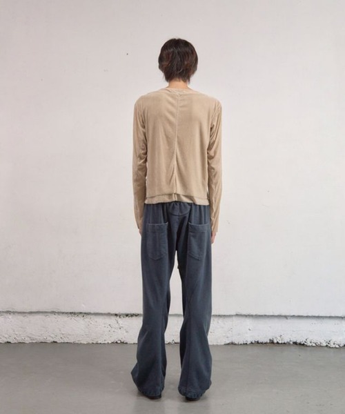 NVRFRGT(ネヴァーフォーゲット)の「Curved Leg Lounge Pants(スウェットパンツ・メンズ・ライトベージュ/ブラック・3/2/1)」の11枚目の写真