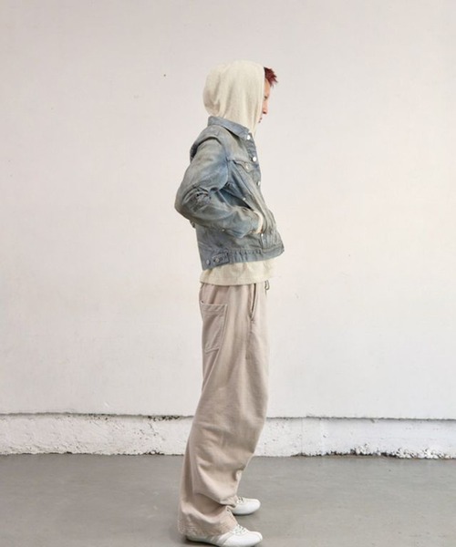 NVRFRGT(ネヴァーフォーゲット)の「Curved Leg Lounge Pants(スウェットパンツ・メンズ・ライトベージュ/ブラック・3/2/1)」の13枚目の写真