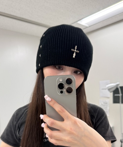 Figments(フィグメンツ)の「アイレットクロスワッチ(ニットキャップ/ビーニー・レディース・ブラック・FREE)」の1枚目の写真